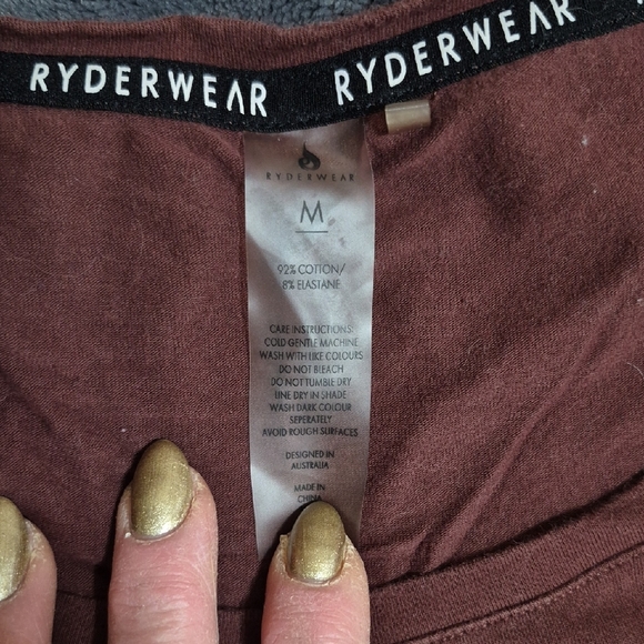 Ryderwear Women's Maroon Muscle Tee - Picture 4 of 5